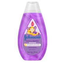 JOHNSON'S® shampoo fuerza y vitamina